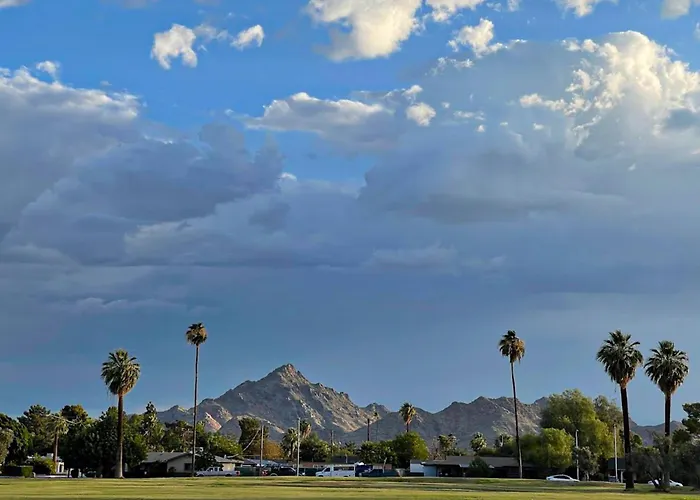 Mtn-view Balcony: 6 Mi To Dtwn Phoenix